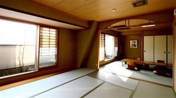 Nishiyama - Established In 1953 Kyōto